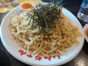 辛つけ麺の麺