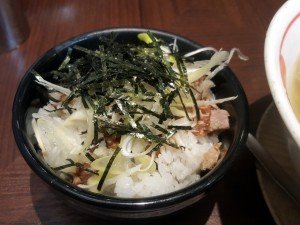 麺屋空海の「刻み焼豚飯」