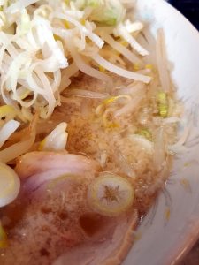 しょうゆもやしラーメンのアップ